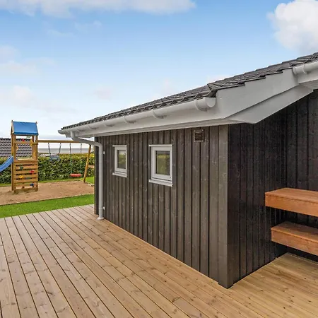 Cozy In With House Sea View Holiday home
